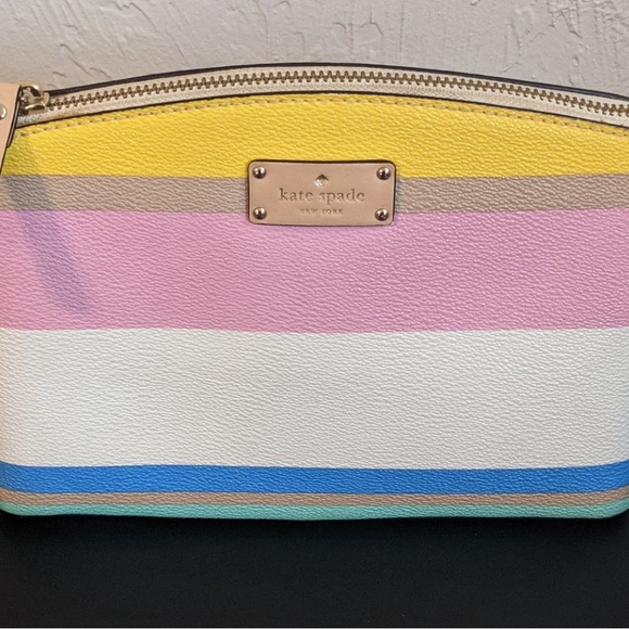 Kate Spade NY Grove Street printed Millie crossbody bag. - Picture 5 of 10